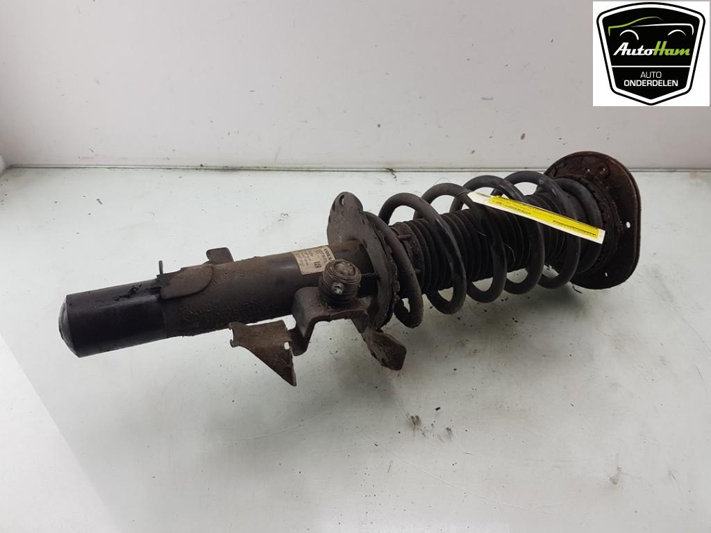 AMORTISSEUR OU ABSORBEUR DE CHOC AVANT DROIT (|31277975|), Autos : Pièces & Accessoires, Utilisé, Volvo