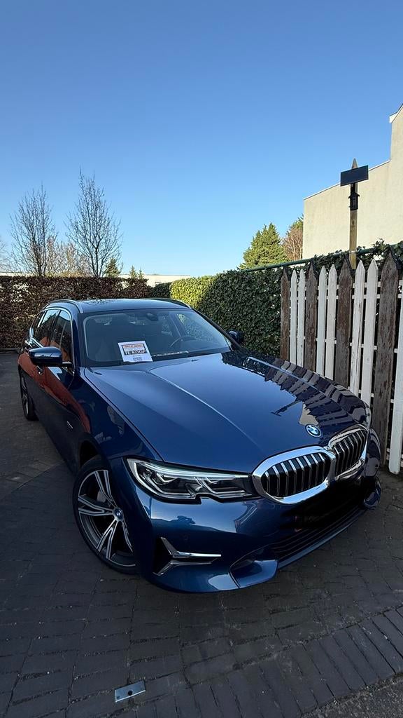 BMW 330e Touring xDrive Aut. – Pano – HUD – Laser – Leder, Auto's, BMW, Automaat, 4 cilinders, 41 g/km, Leder