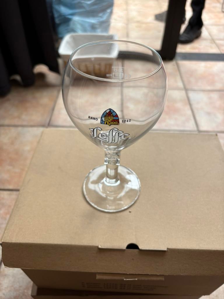 12 Leffe Glazen, Verzamelen, Biermerken, Ophalen of Verzenden, Nieuw, Leffe