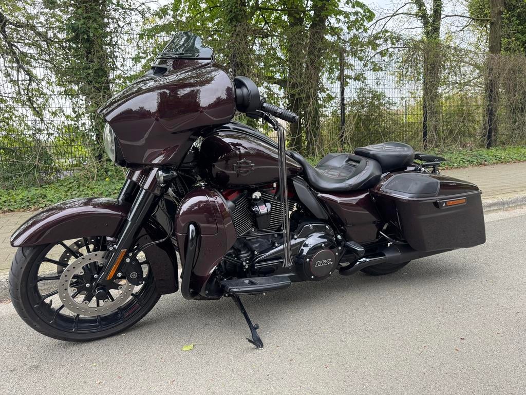 Harley Davidson. cvo 117, Occasion, Chopper, Particulier, Manuelle