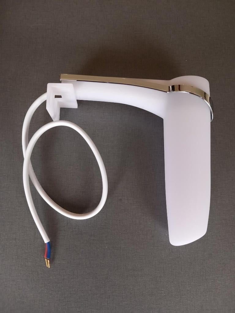 2 Luminaires pr miroir de sdbain - NOUVEAU, Ophalen of Verzenden, Nieuw, Kunststof