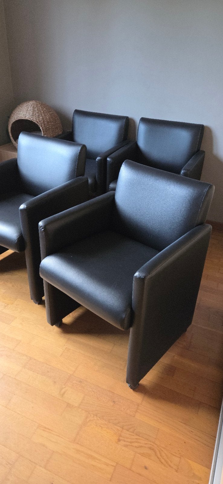4 Fauteuils. chaises simili cuir noir bon état, Huis en Inrichting, Ophalen, Kunststof, Gebruikt, Minder dan 75 cm