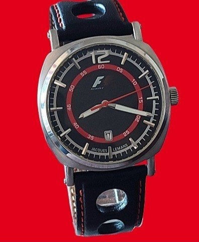 Horloge F1, Ophalen
