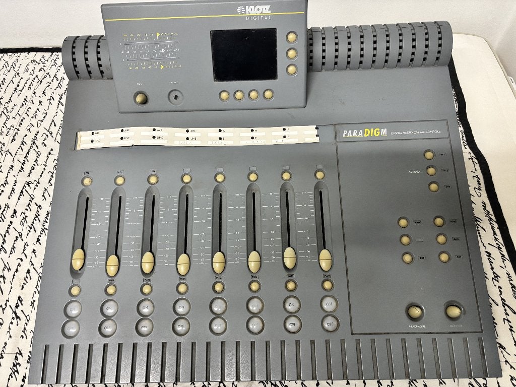 Klotz Digital PARADIGM radio on-air mengtafel, Electroménager, Pièces & Accessoires, Enlèvement, Utilisé