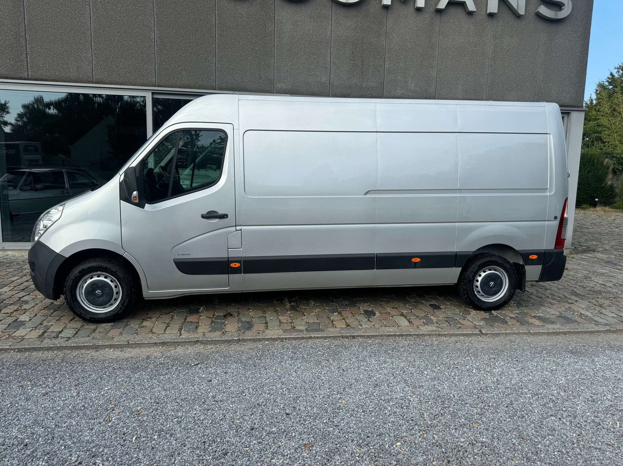 Opel Movano 2.3 CDTi L3H2 (E6) DPF (15.496 + BTW ), Auto's, Opel, Stof, Euro 6, SUV of Terreinwagen, Zilver of Grijs