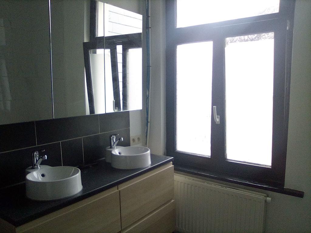 Ruime woonruimte in nette woning te Deurne – max. 2 personen, Immo, Huizen te huur, Direct bij eigenaar, Antwerpen (stad), 2 kamers