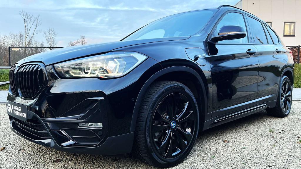 BMW X1 xDrive25e Sport Line*AppleCP*Led*Zetelvw*Pdc/cam, Skiluik, Gebruikt, Euro 6, Bedrijf