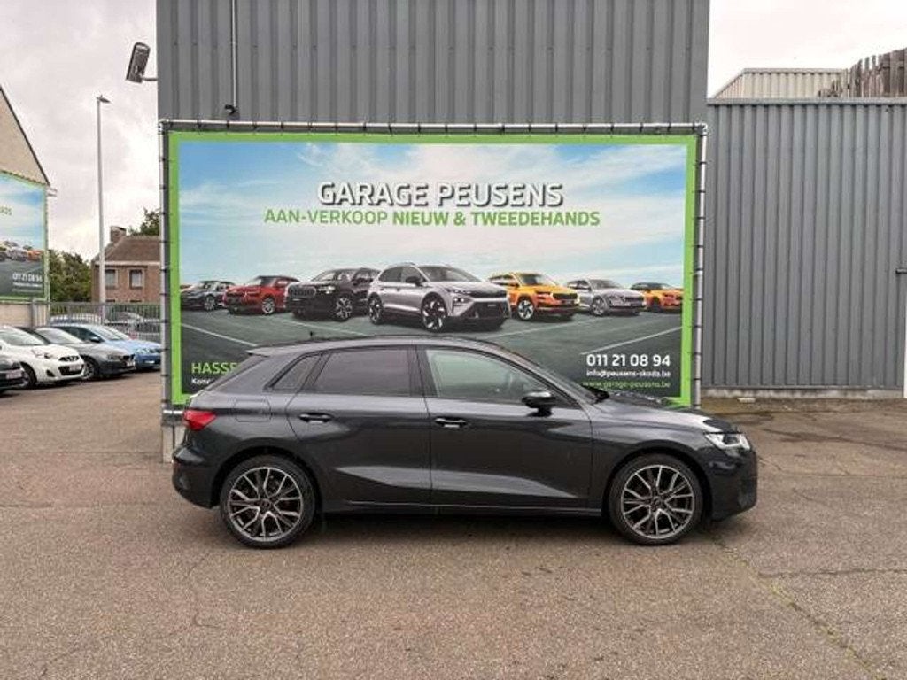 Audi A3 Sportback 30 TFSI Advanced €147x60 (bj 2023), Auto's, Audi, Stof, Gebruikt, Overige kleuren, Adaptive Cruise Control