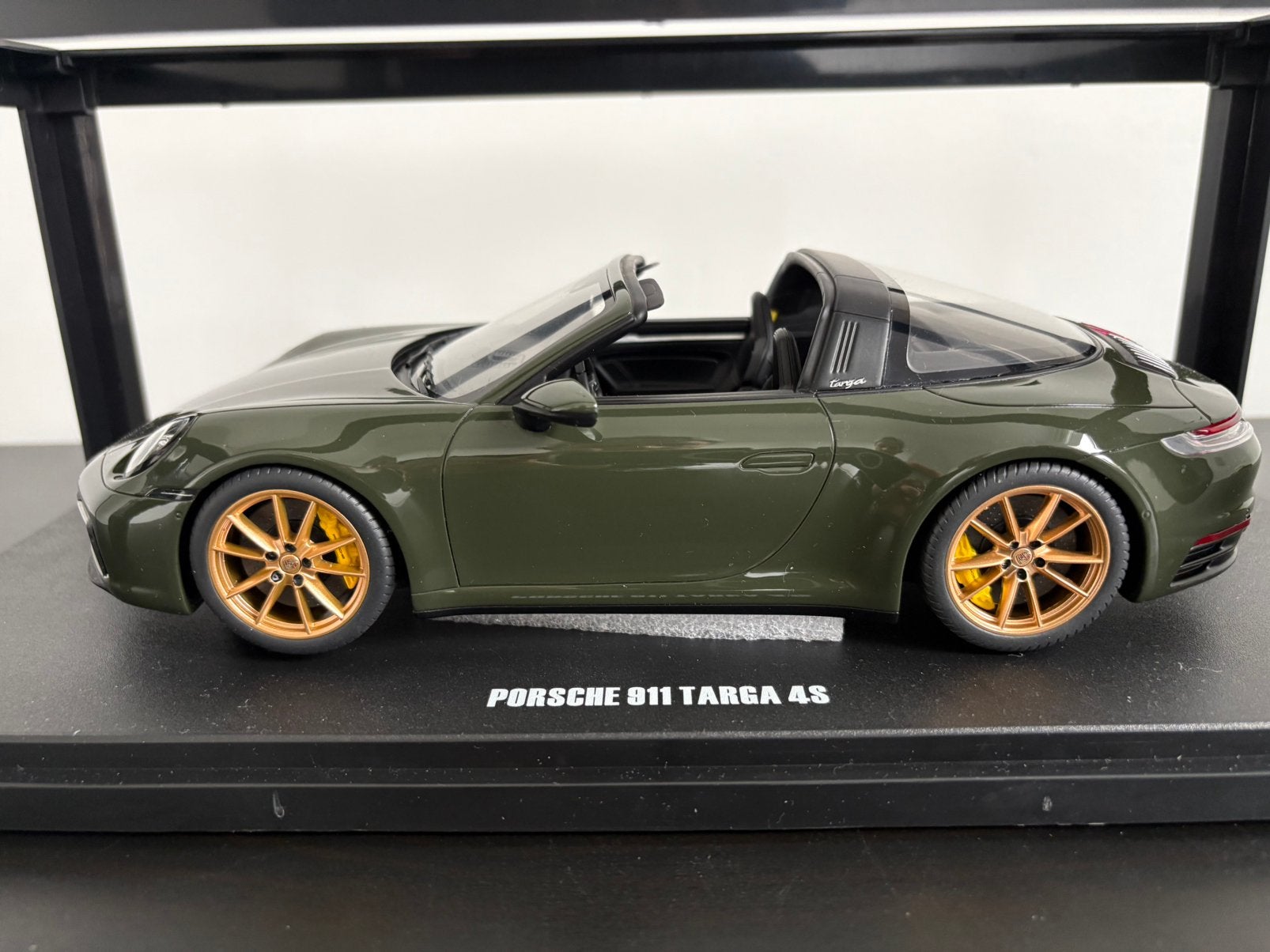 Porsche 992.1 Targa 4S 1/18 GT Spirit, Ophalen, Zo goed als nieuw