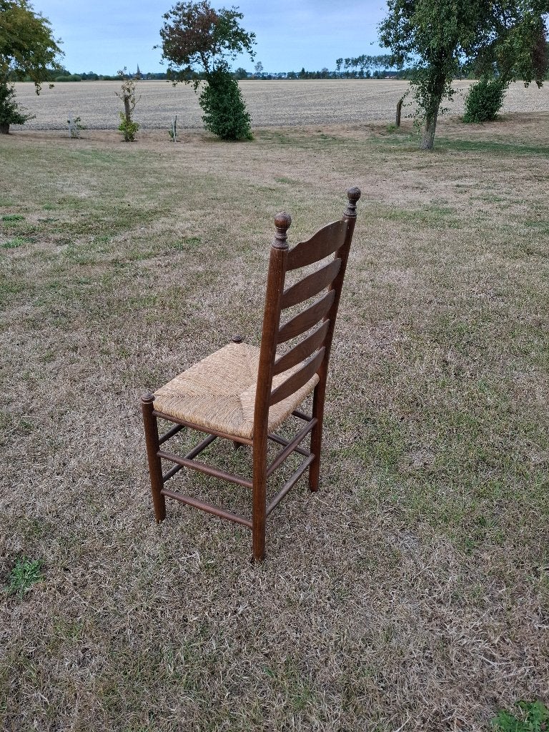 Nette stoelen met rieten zitting, 4 stuks beschikbaar., Brun, Enlèvement, Utilisé, Bois
