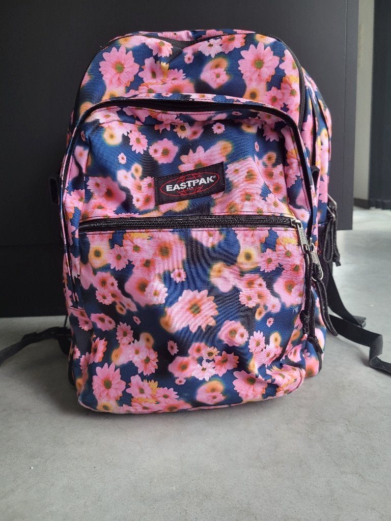 Boekentas/rugzak eastpak, Kinderen en Baby's, Ophalen, Zo goed als nieuw