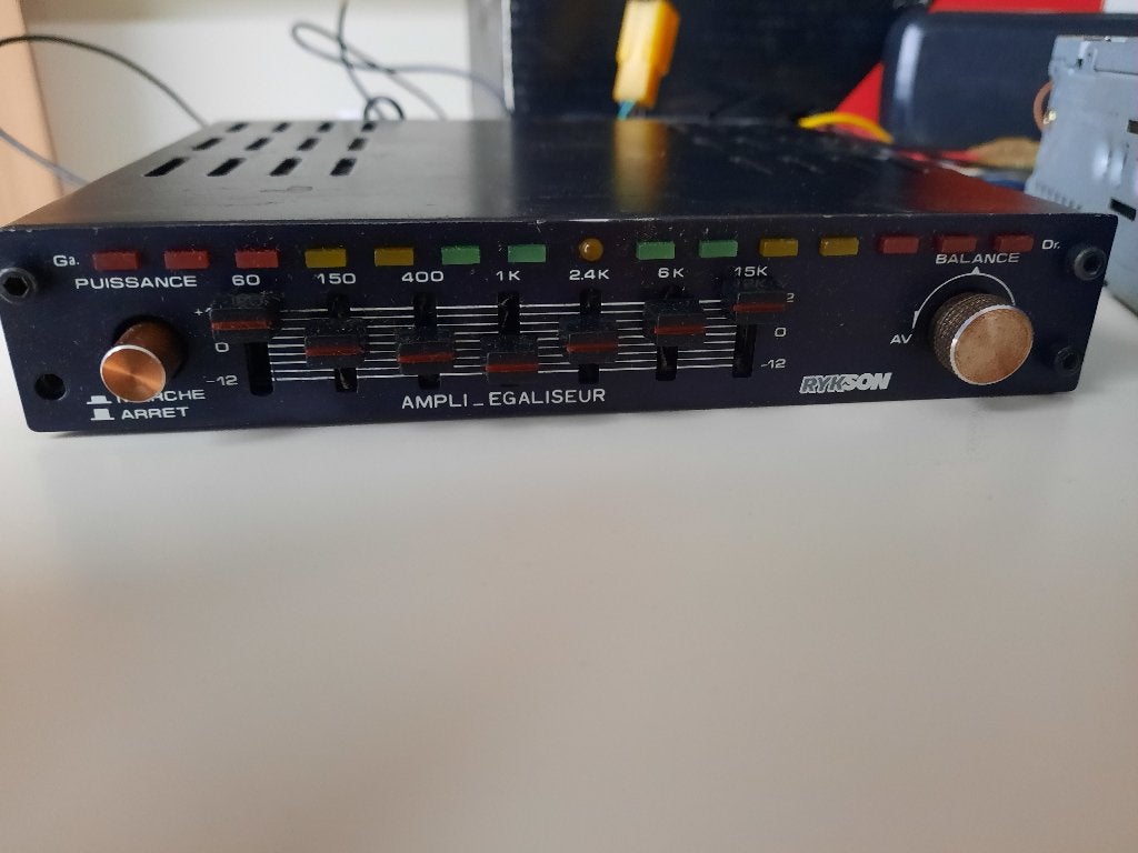 Equalizer Rykson voor in auto., Ophalen, Gebruikt