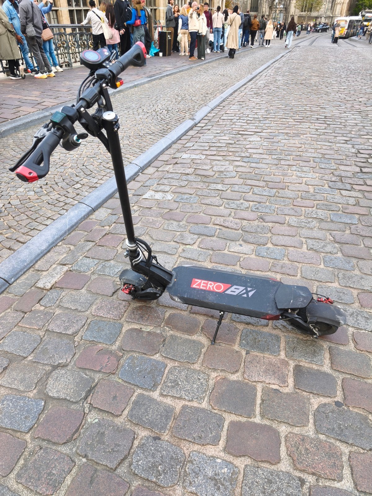 E-step Zero 8x 1100kms comme neuf, Vélos & Vélomoteurs, Enlèvement ou Envoi