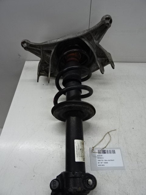 SCHOKBREKER LINKS VOOR Audi A4 (B8) (8T0413031AF), Gebruikt, Audi