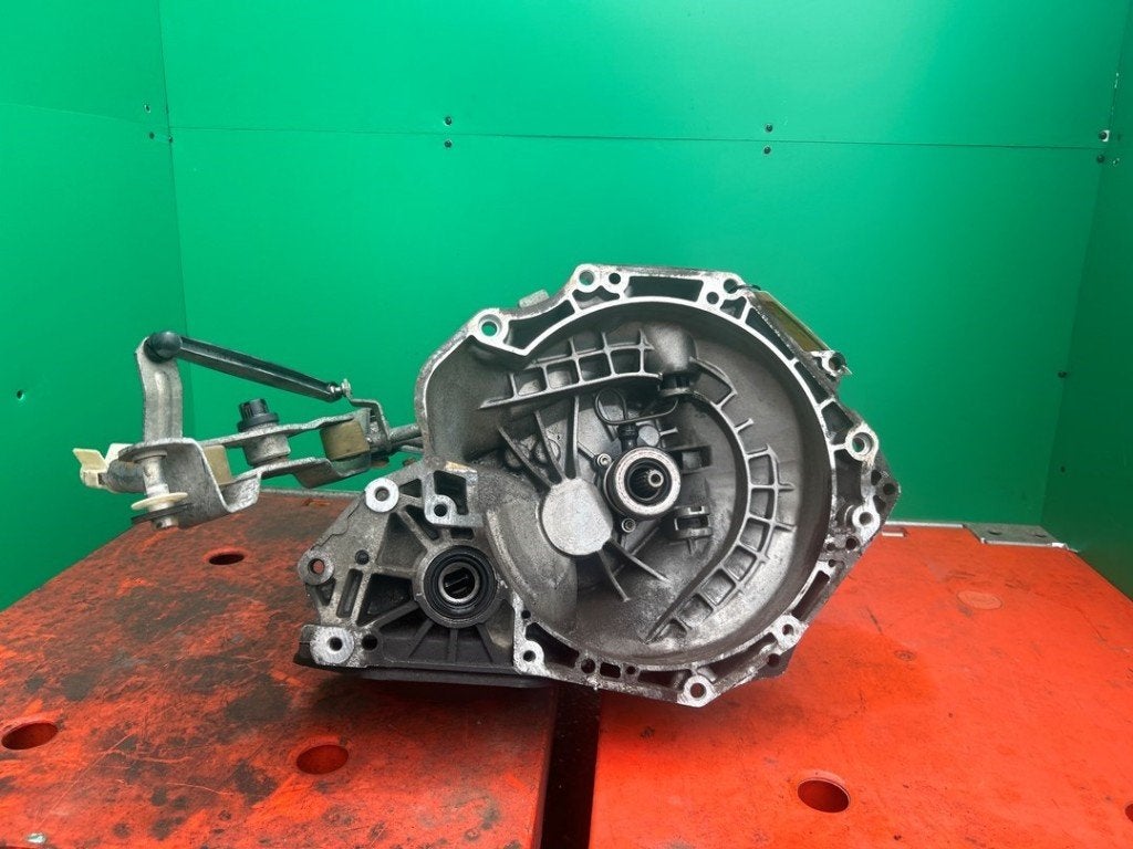 BOITE DE VITESSES MANUELLE Opel Corsa C (F08 / 68), Autos : Pièces & Accessoires, Opel, Opel Automobile GmbH, Utilisé, Kontakt-opel@opel.com