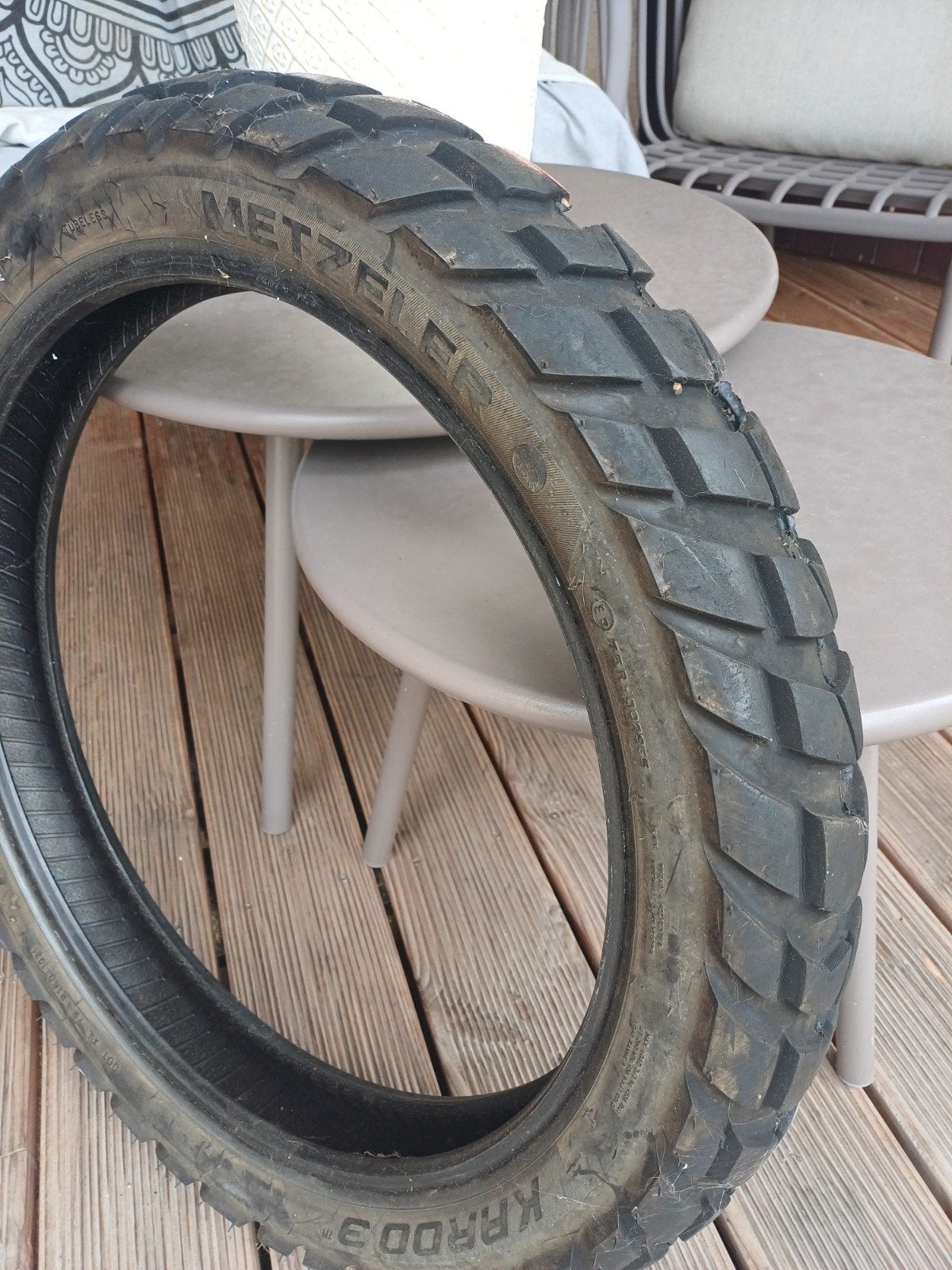 Metzeler karoo 3 tubless 110/80-19 m/c 59R, Ophalen