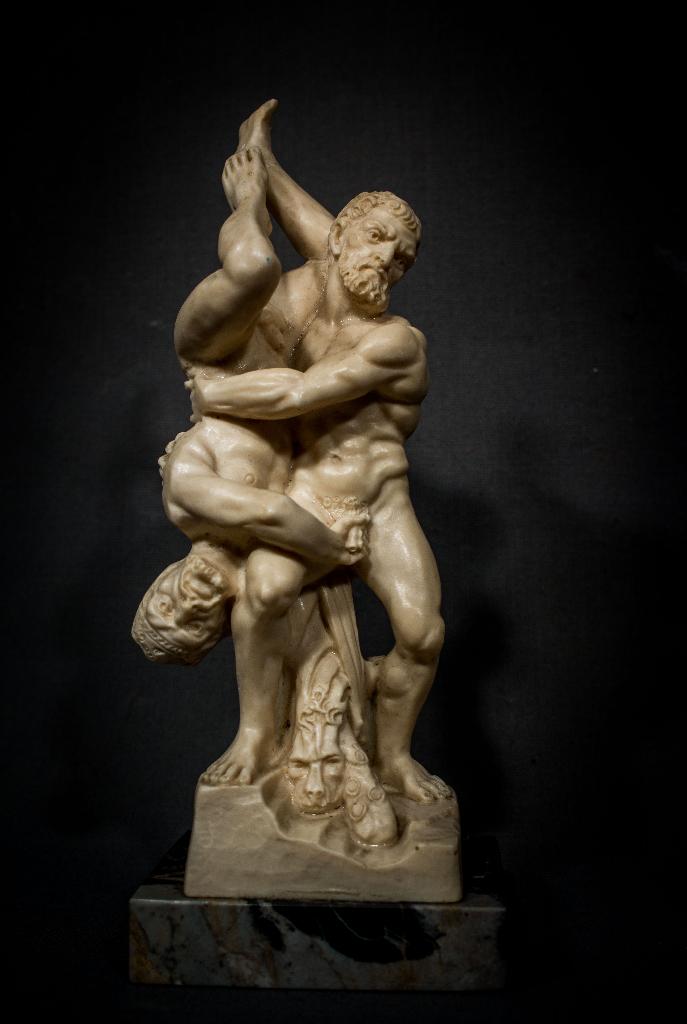Statue Hercule de Santini montée sur marbre de 17 cm de haut, Enlèvement, Statue