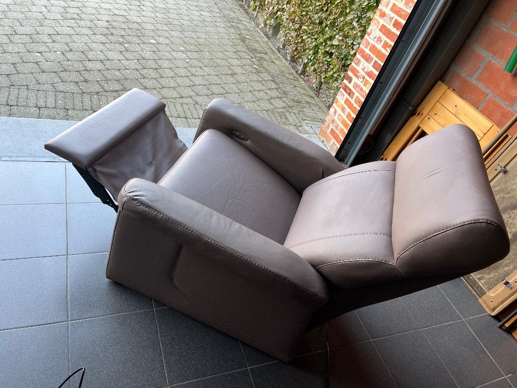 Electrische relaxstoel met gebruikssporen, Enlèvement, Utilisé
