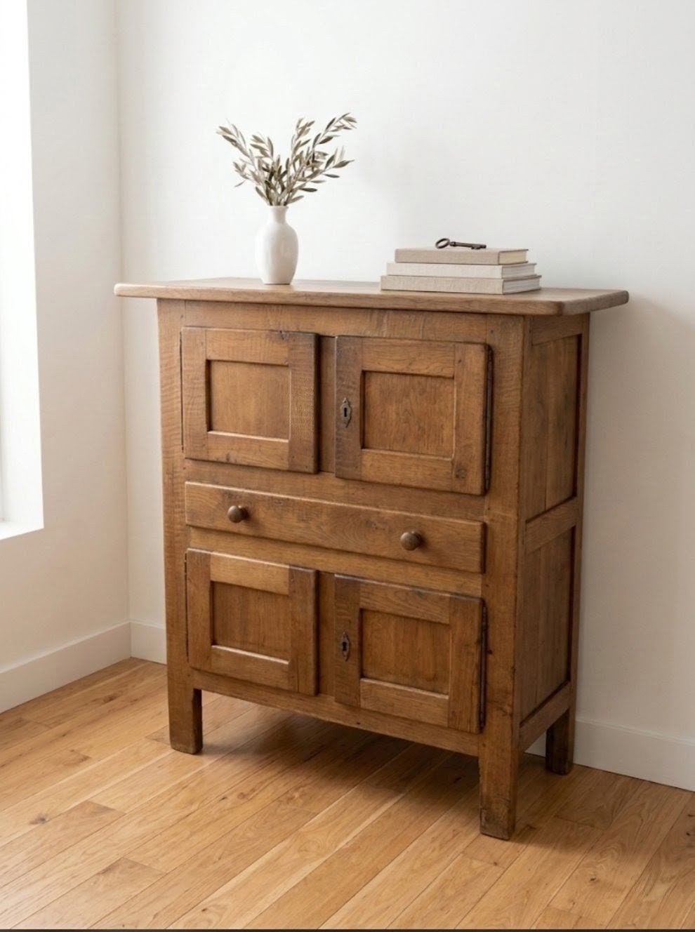 rustiek dressoir van massief eikenhout, Huis en Inrichting, Kasten | Buffetkasten, Ophalen, Eikenhout