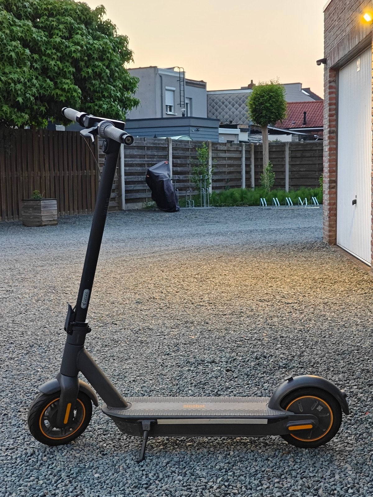 Ninebot max g30 - elektrische step - incl richtingaanwijzers, Vélos & Vélomoteurs, Trottinettes, Enlèvement