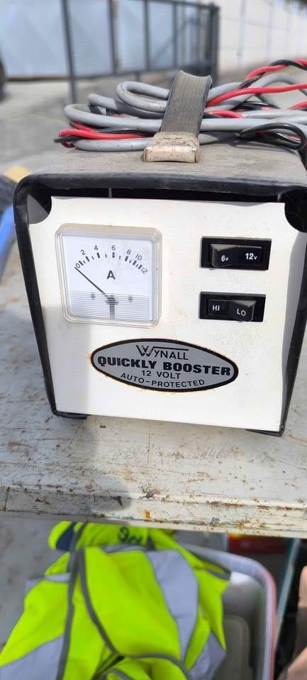 Booster wynall 12 volt : 10 €, Enlèvement, Utilisé