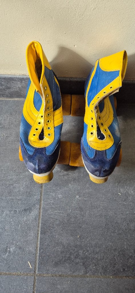 vintage rolschaatsen, Kinderen en Baby's, Speelgoed | Buiten | Rolschaatsen, Ophalen, Gebruikt, Dames