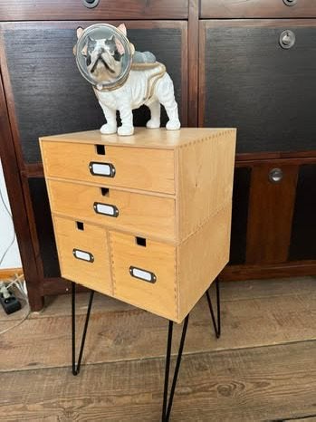 Magnifique petit meuble, Maison & Meubles, Armoires | Commodes, Enlèvement ou Envoi, Comme neuf