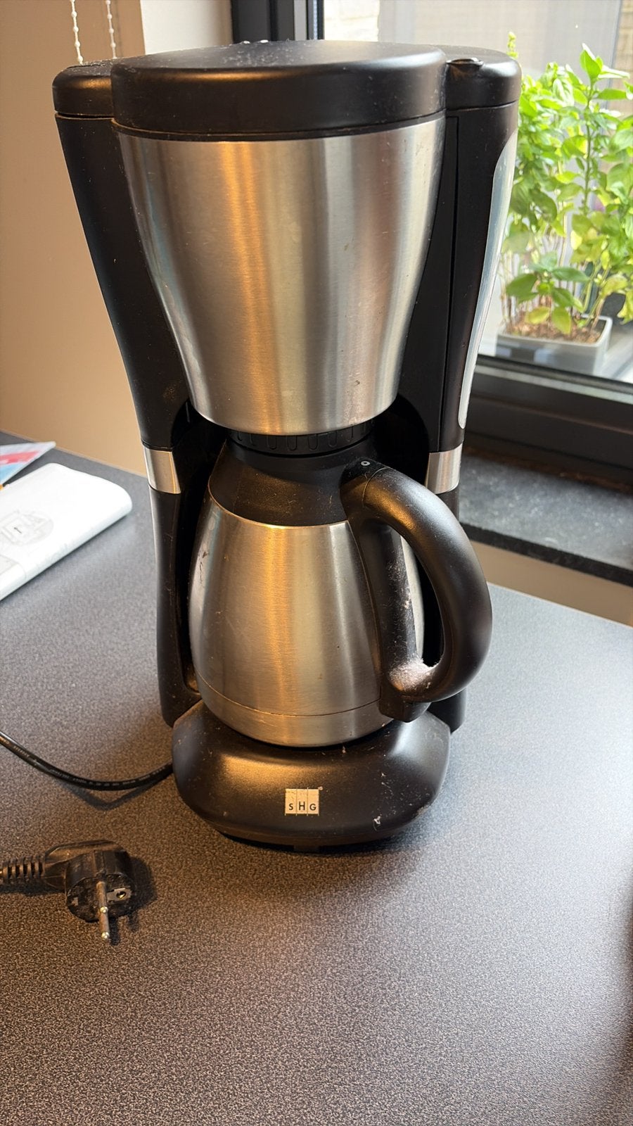 Koffiezet met isolerende kan, Ophalen, Gebruikt, Koffiemachine, Gemalen koffie