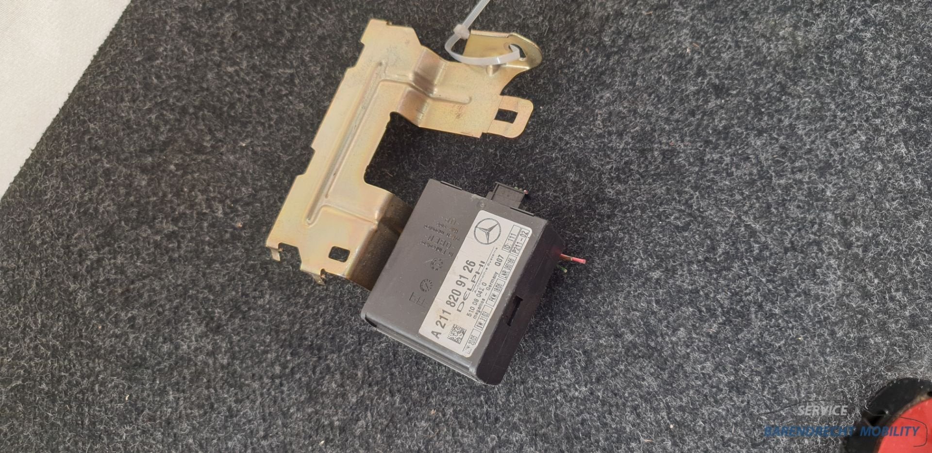 Module d'alarme W203 W211 Classe C Classe E Mercedes 2118209, Mercedes-Benz AG, Mercedes-Benz, Utilisé, Mercedesstrasse 120
70372  Stuttgart, DE