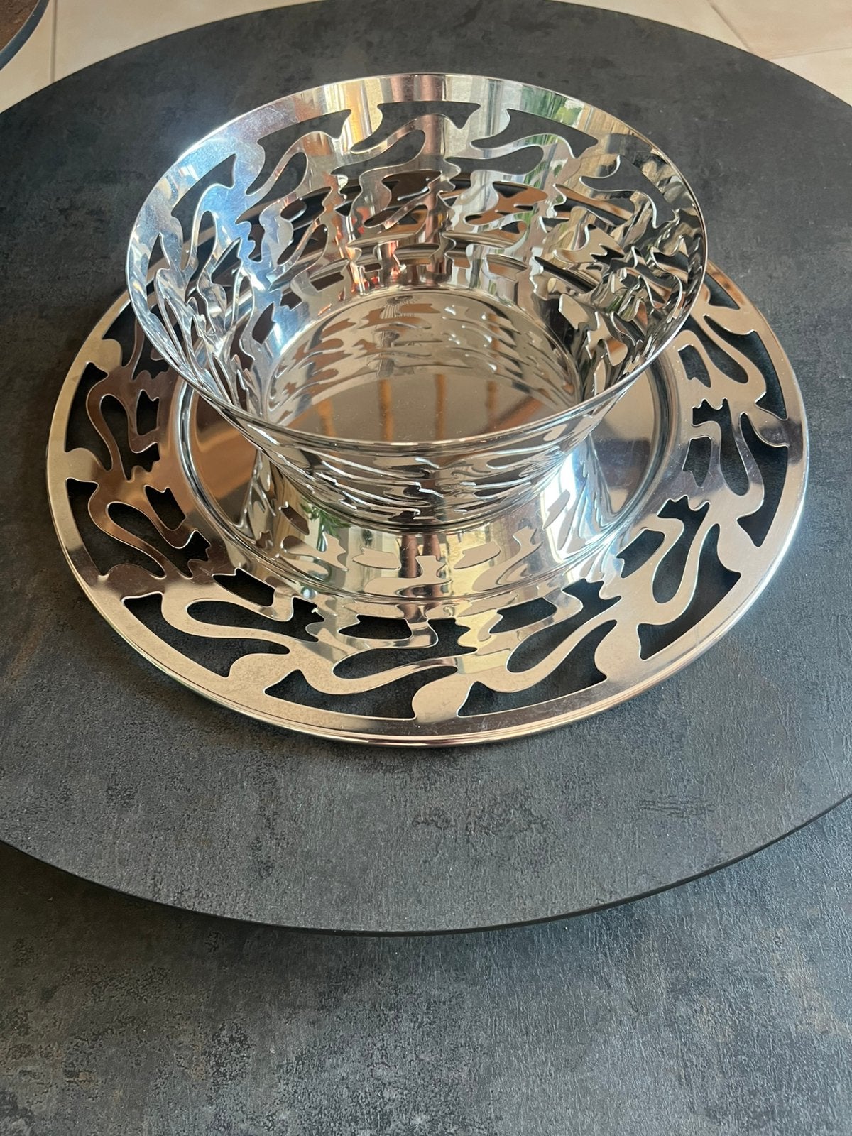 Corbeille et plateau en aluminium en inox Alessi, Neuf, Enlèvement ou Envoi, Plateau, Rond