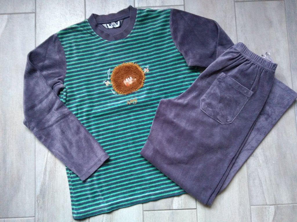 ★ M140 - Woody winterpyjama in velours thema zeeegel, Enfants & Bébés, Vêtements enfant | Taille 140, Garçon, Enlèvement ou Envoi