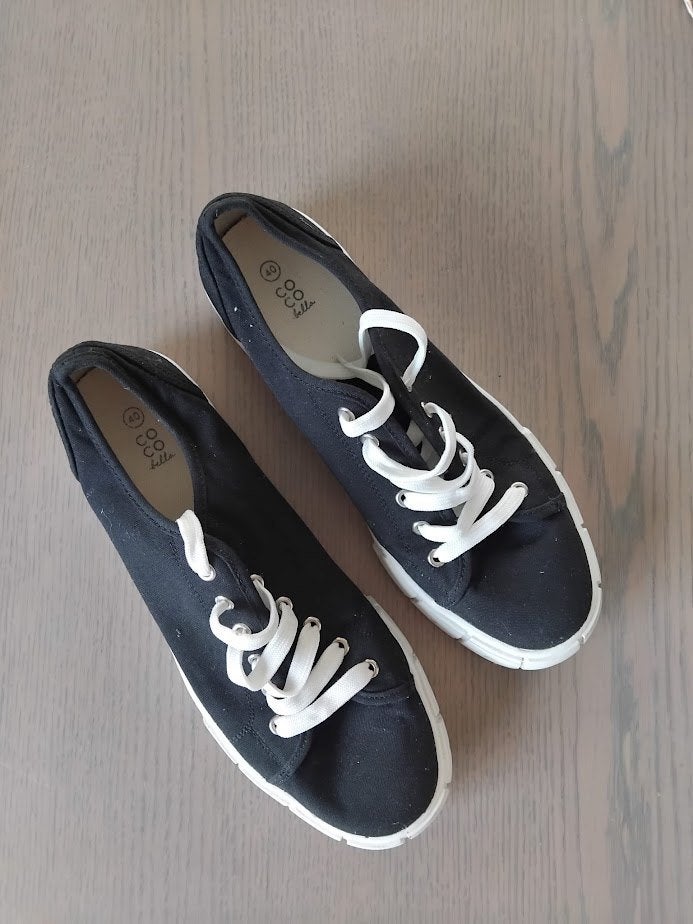 Zwarte sportschoenen,textiel,met veters,Coco bella,maat:40., Kleding | Dames, Zo goed als nieuw, Sportschoenen, Zwart, Coco bella