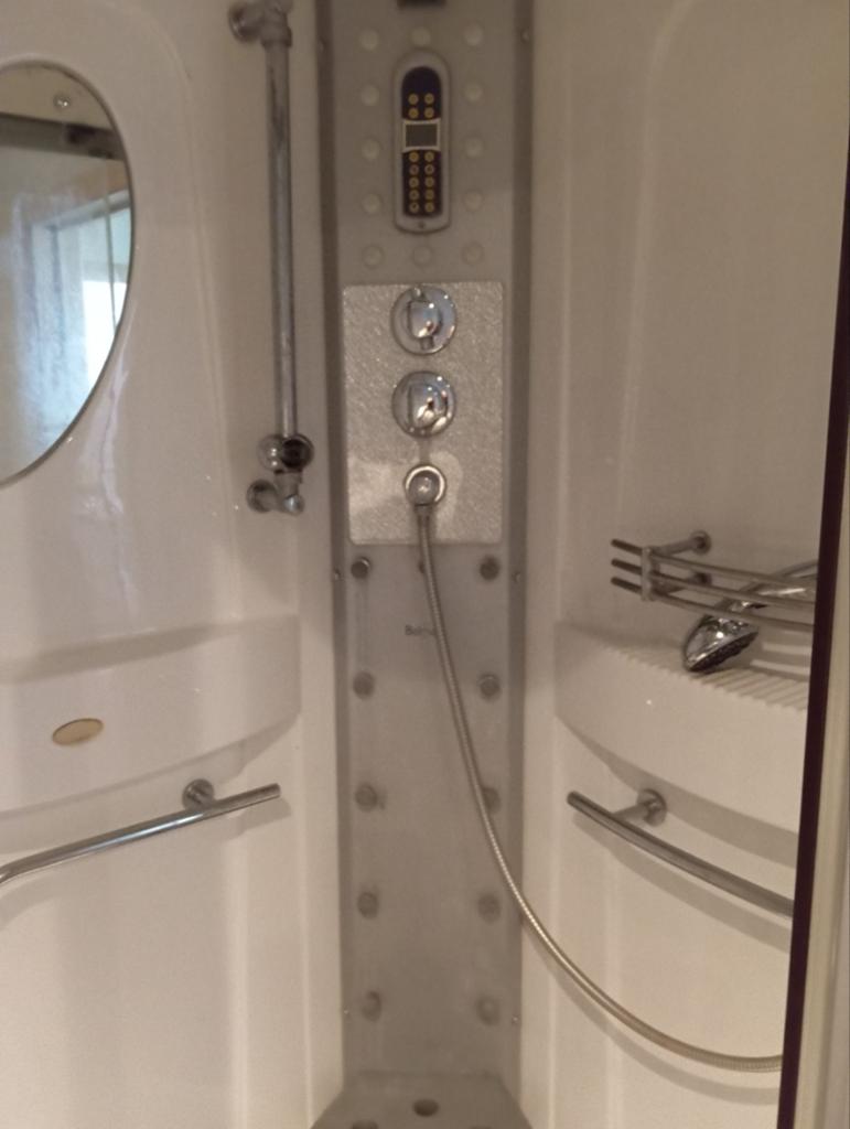 Douche gratis, Maison & Meubles, Salle de bain | Salle de bain complète, Enlèvement