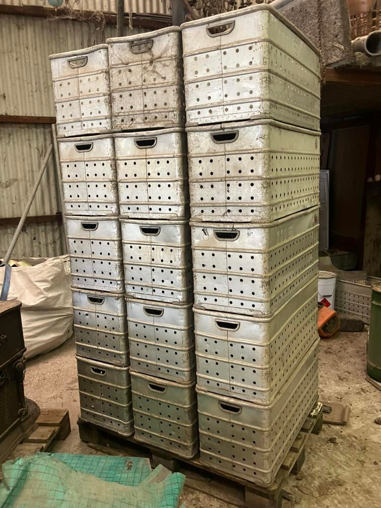 Aluminium bakjes, Ophalen, Zo goed als nieuw