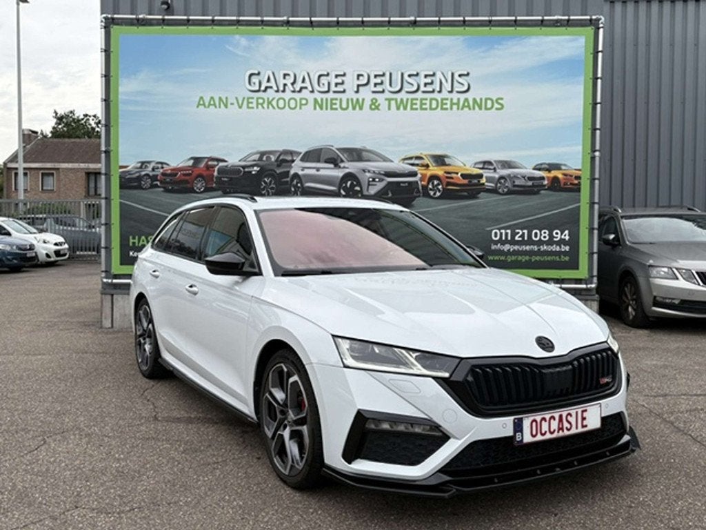 Skoda Octavia RS 2.0 DSG (bj 2023, automaat), Auto's, Automaat, 245 pk, Stof, Gebruikt