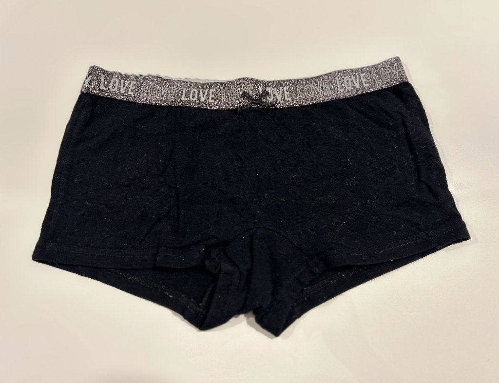 Zwarte boxershort met zilveren boord maat 152, Kinderen en Baby's, Ophalen of Verzenden, Gebruikt, Jongen of Meisje, Nacht- of Onderkleding