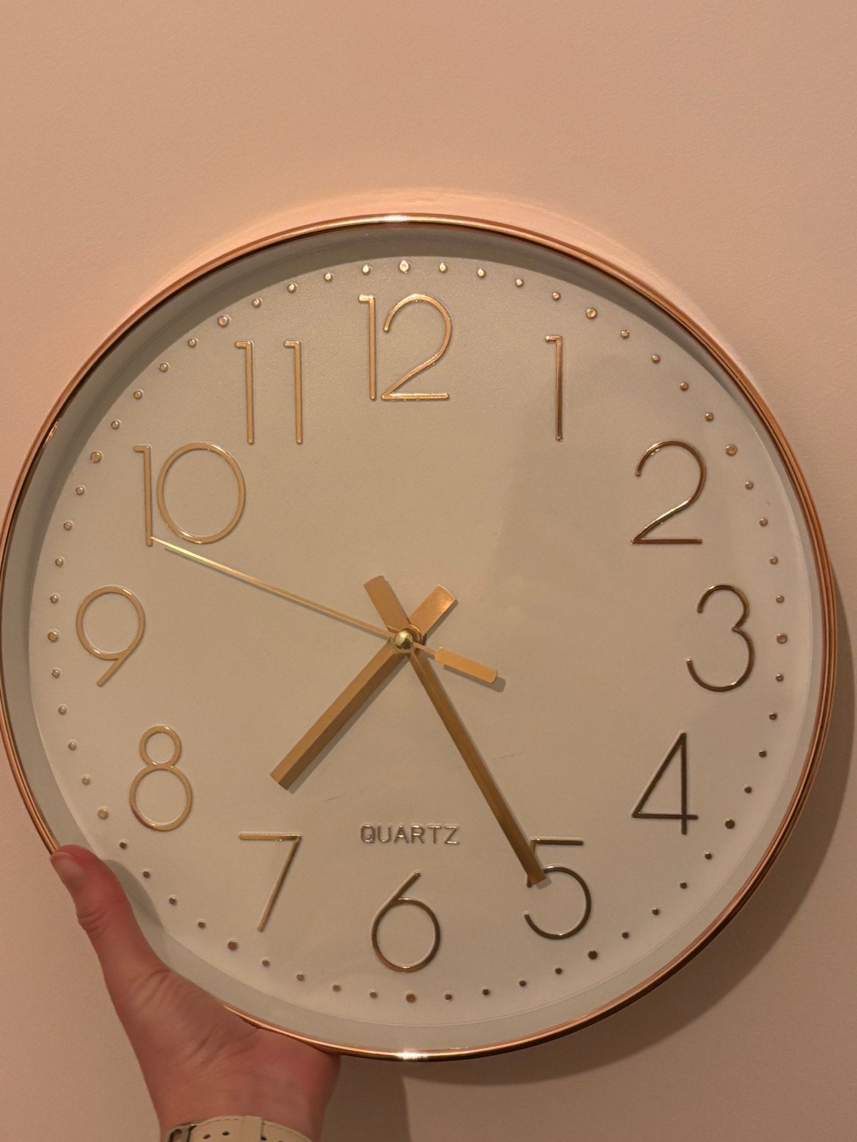 Analoge wandklok wit & metallic roze – Ø 30 cm, Huis en Inrichting, Woonaccessoires | Klokken, Ophalen, Wandklok, Zo goed als nieuw
