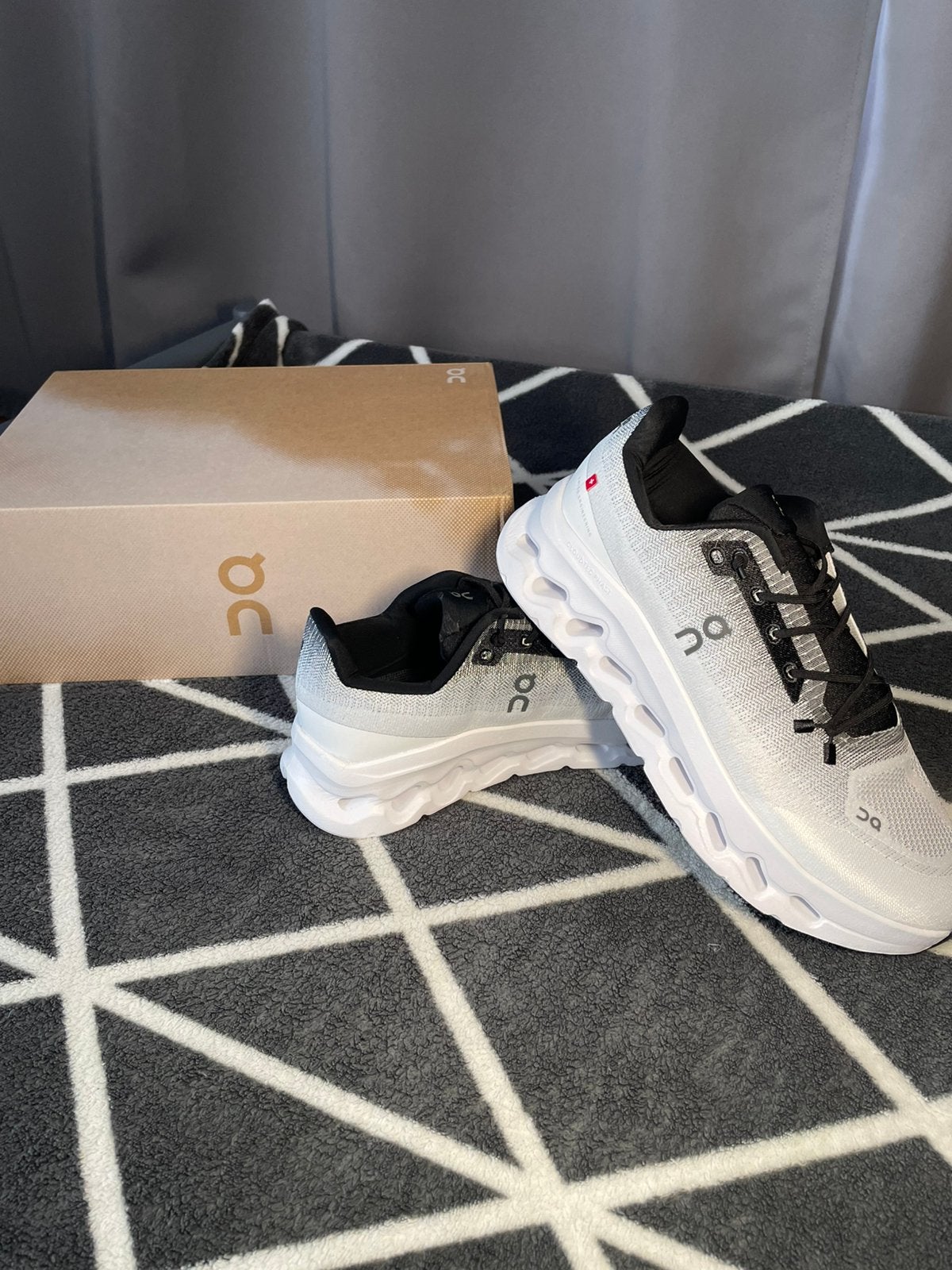 On Cloudtilt, Kleding | Heren, Schoenen, Ophalen of Verzenden, Zo goed als nieuw