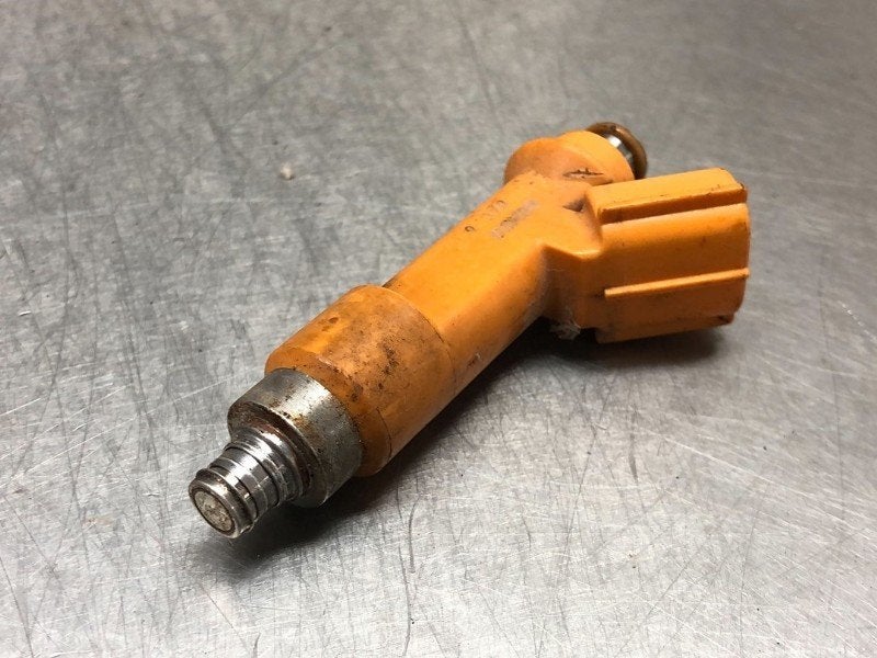 INJECTEUR Toyota iQ (01-2009/12-2015) (|2325040020|), Utilisé, Toyota