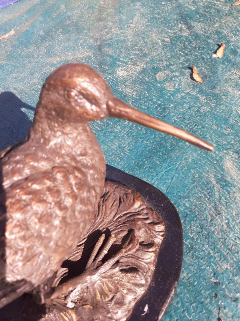 Bronzen beeld op marmeren sokkel (de houtsnip), Verzenden, Gebruikt