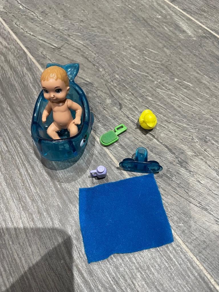 Barbie bébé, Enlèvement ou Envoi, Utilisé, Barbie