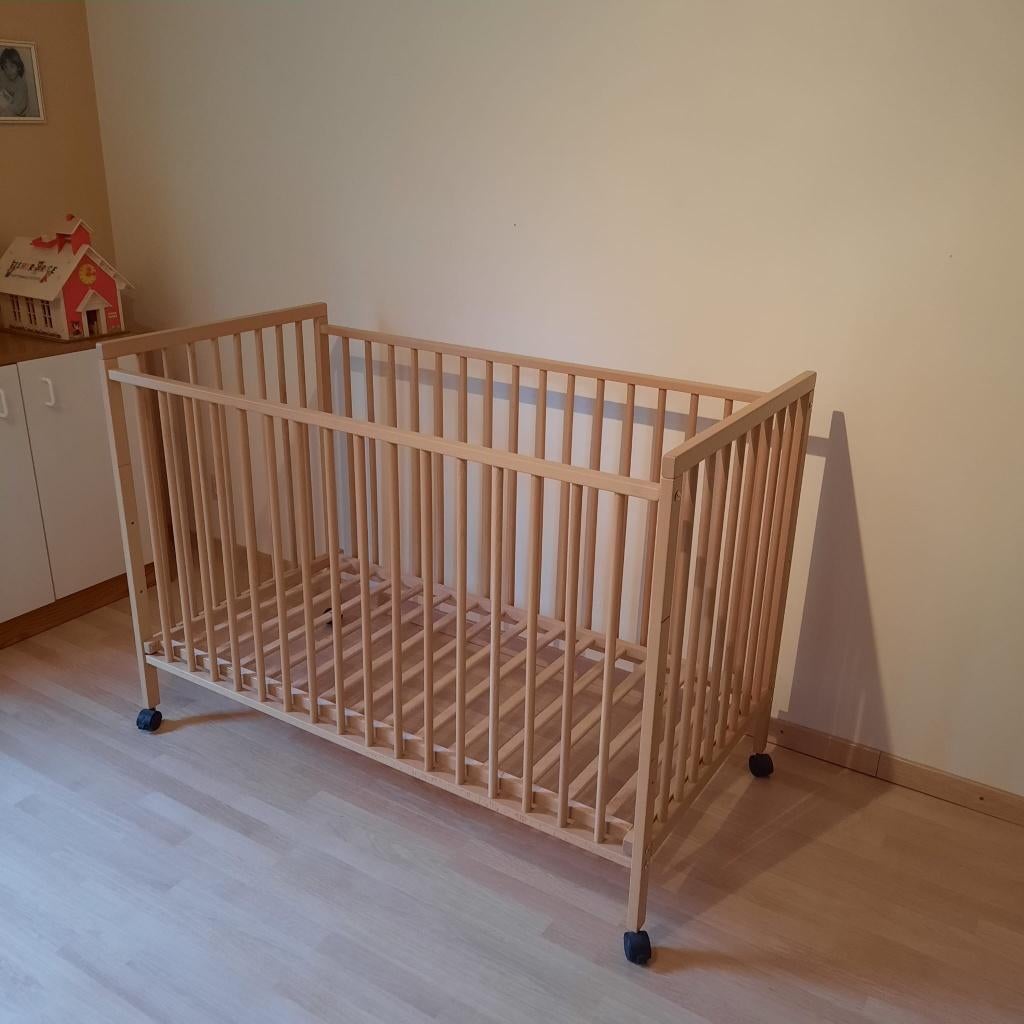 Lit enfant à barreaux, Kinderen en Baby's, Babywiegjes en Ledikanten, Ophalen of Verzenden, Zo goed als nieuw, Ledikant