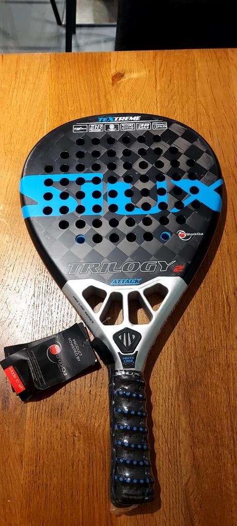 Siux trilogy 2 attack, Enlèvement ou Envoi, Neuf, Raquette de padel
