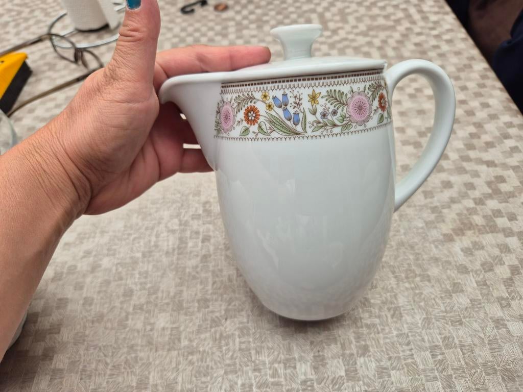Vintage Schönwald porceleinen bloemmotief theepot met deksel, Ophalen of Verzenden