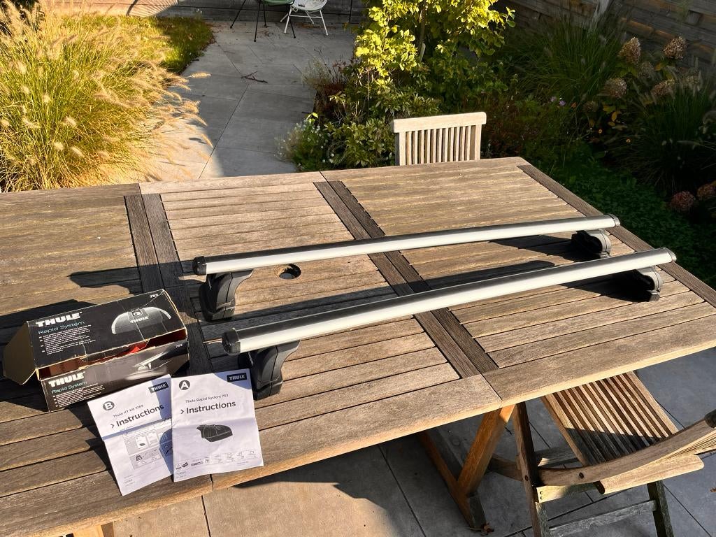 Thule dakrail  met 183169 Fixpoint XT 3169 bevestigingsset, Enlèvement, Utilisé, BMW