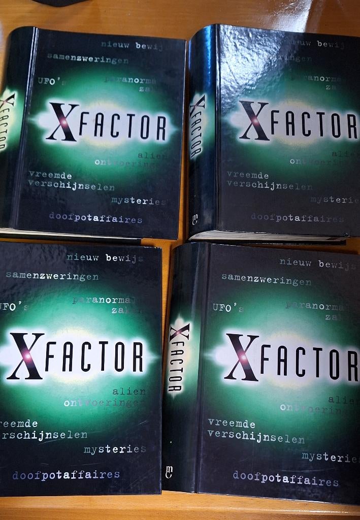X Factor, Boeken, Ophalen of Verzenden, Gelezen