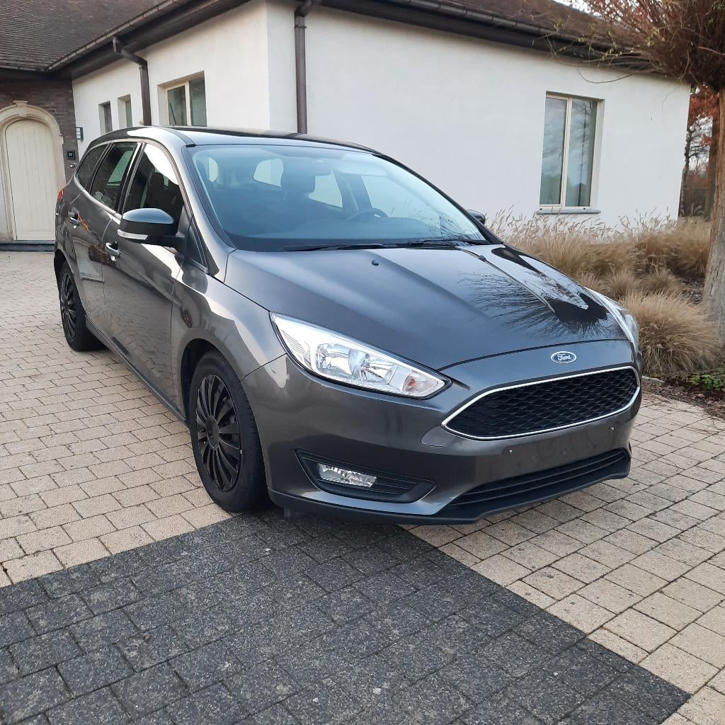 Ford Focus break 1eig. Navi airco, Auto's, Focus, Stof, 4 cilinders, Particulier