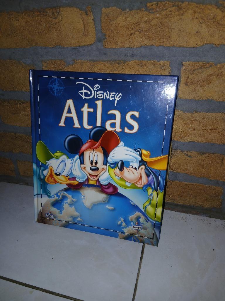 Disney Atlas, Boeken, Kinderboeken | Jeugd | 10 tot 12 jaar, Zo goed als nieuw, Non-fictie, Ophalen of Verzenden