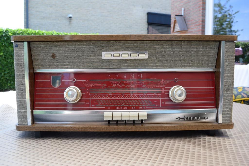 Antieke / vintage radio Siera SA4212A - '60, Antiek en Kunst, Ophalen