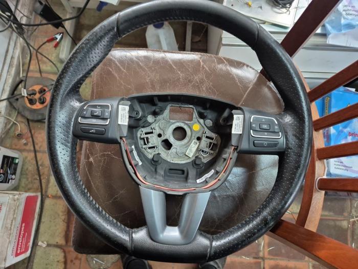 Volant d'un Seat Leon, -, 3 mois de garantie, Utilisé, -